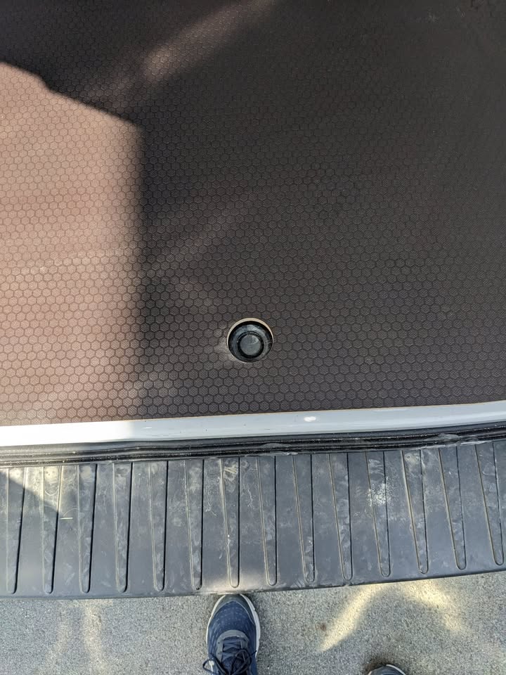 FORD TRANSIT 148 Flooring