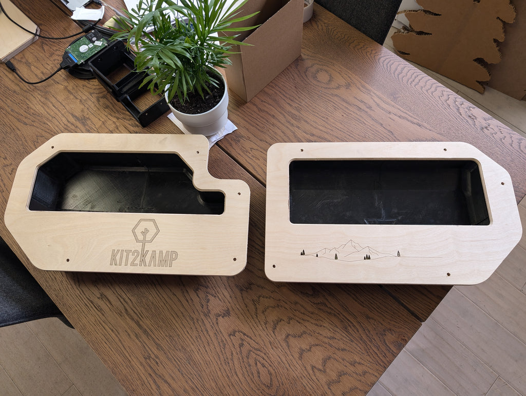 Ford Transit Connect - Back door - Storage cubbies