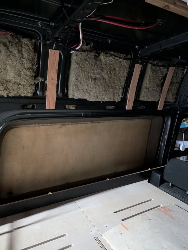 SPRINTER 144 - Bed and storage system