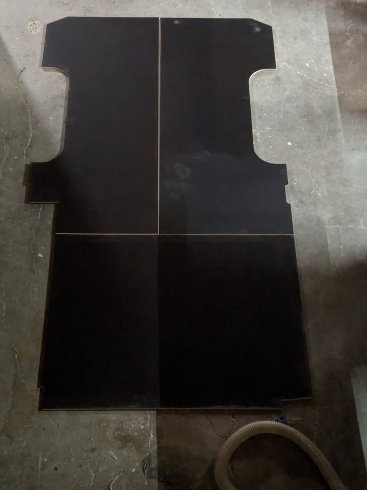 SPRINTER 144 Flooring panels